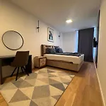 Cadordzina Free Parking Old Town Apartamento *